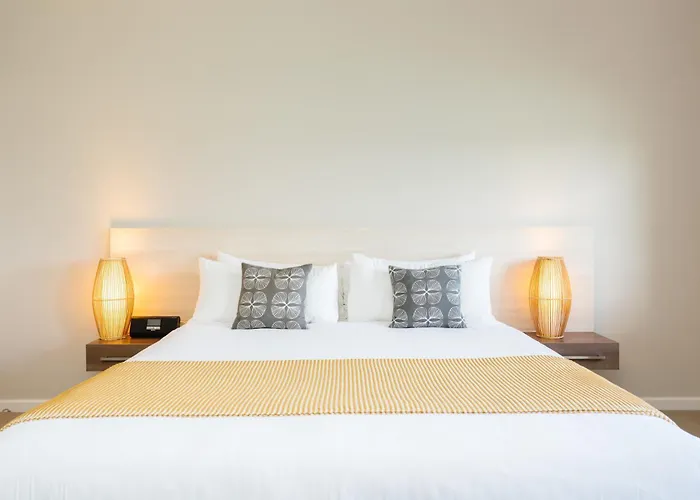 The Marina Hotel - Mindarie