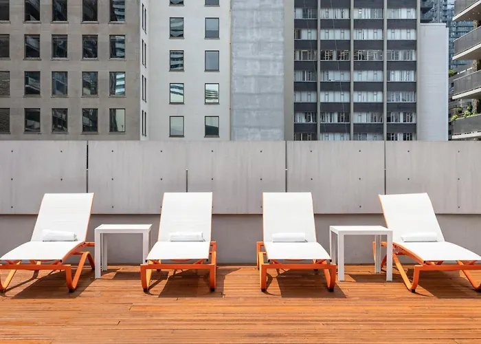 Holiday Inn Toronto Downtown Centre By Ihg