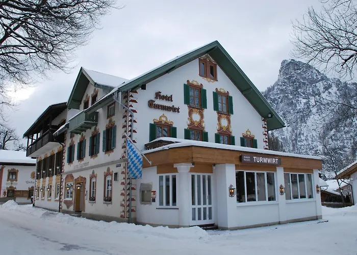 Zum Turm - Apartments Und Gaestezimmer