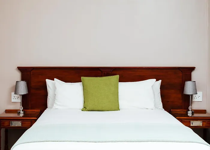 Ngwenya City Hotel
