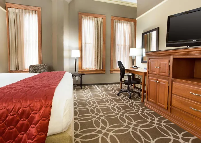 Drury Inn & Suites San Antonio Riverwalk