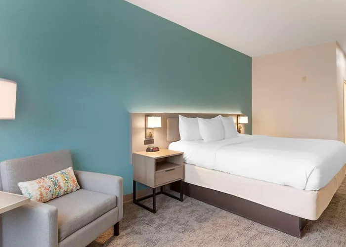Comfort Inn & Suites Davenport - Quad Cities