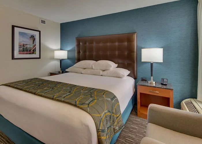 Pear Tree Inn St. Louis Airport