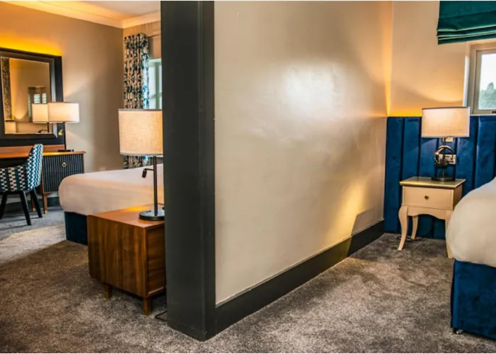 Riverside Park Hotel