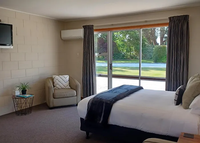 Flaxbourne Motels