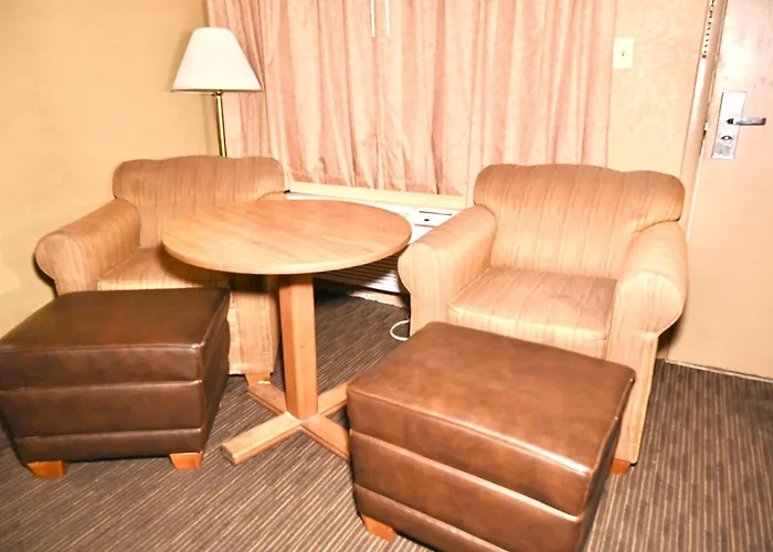 Fortune Inn & Suites