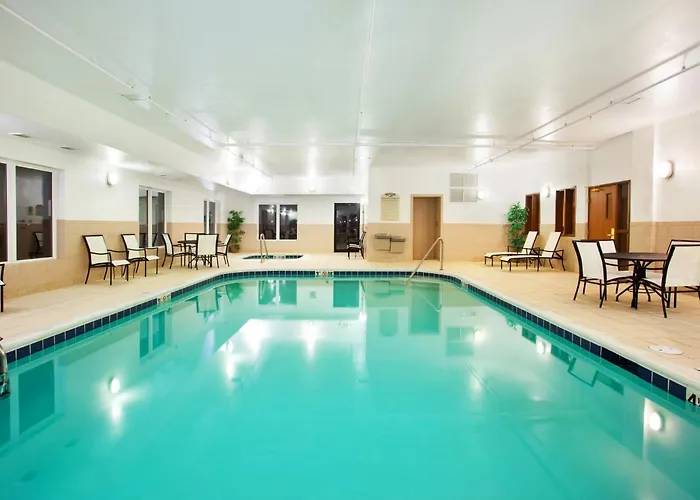Holiday Inn Express Hotel & Suites Mattoon By Ihg