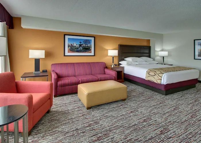 Drury Inn & Suites Bowling Green