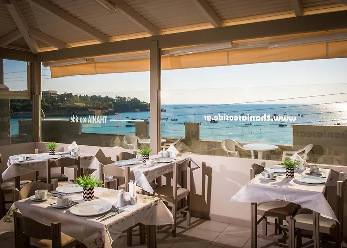 Thania Seaside Smotel - Adults Only