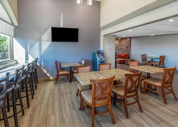 Baymont By Wyndham Mcallen Pharr