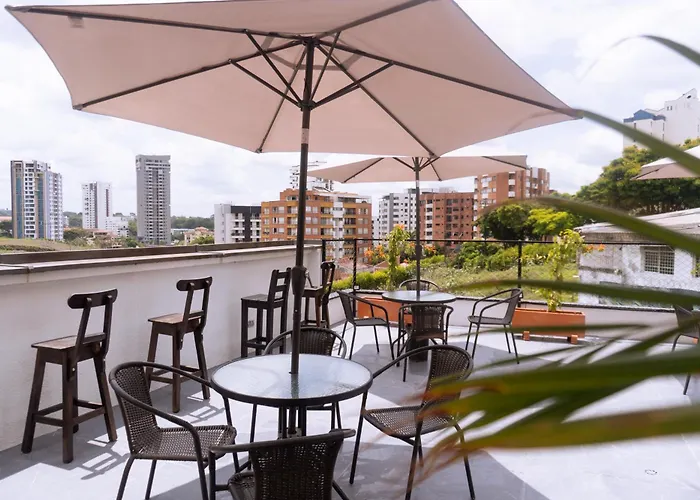Tuki Hostel & Lounge