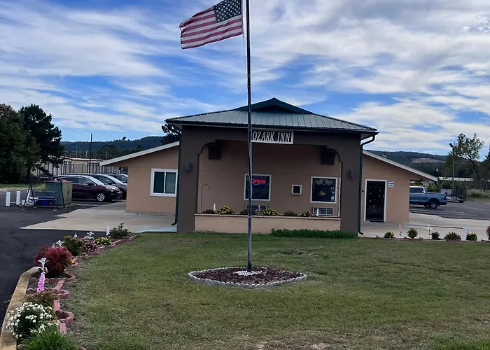 Ozark Inn