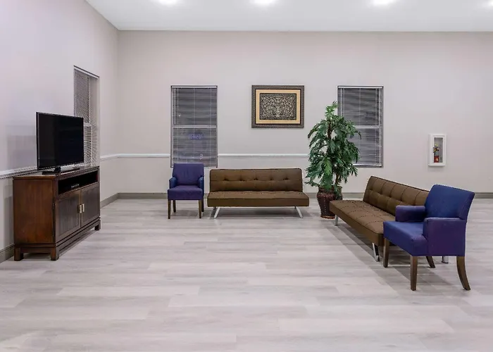 Travelodge By Wyndham Kingsland Ga