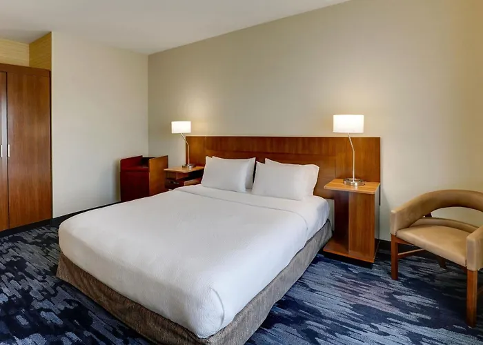 Fairfield Inn And Suites Hutchinson