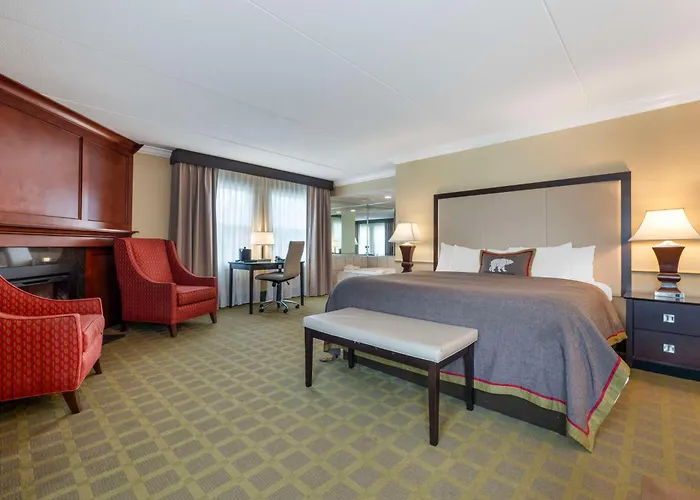 Best Western Plus White Bear Country Inn