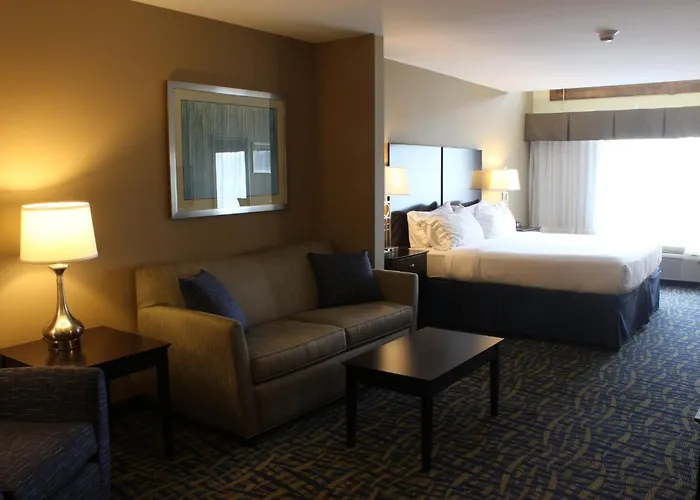 Holiday Inn Express & Suites Lebanon By Ihg