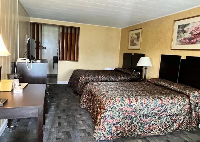 Budget Host Inn