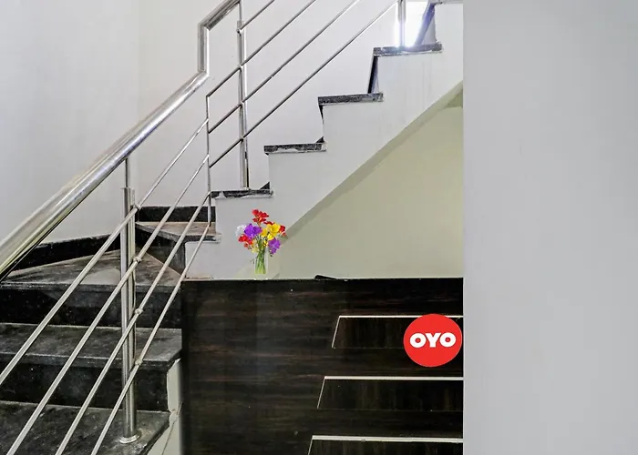 Oyo Flagship Hotel Royal Inn
