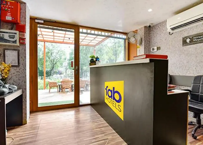 Fabhotel Siddharth Corporate