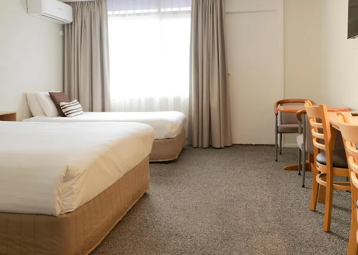 Posthouse Motor Lodge
