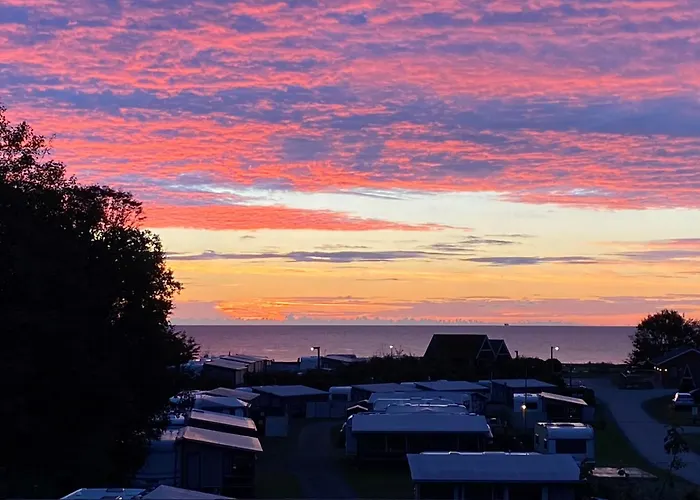 Svalereden Strand Camping Rooms