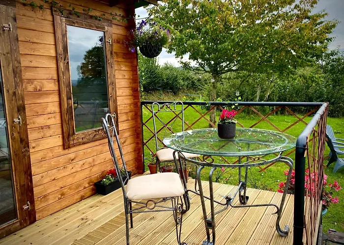 Cherry Tree Glamping Lodge