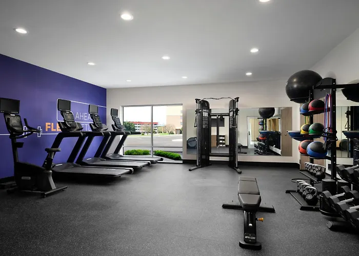 Holiday Inn Express & Suites Lima By Ihg