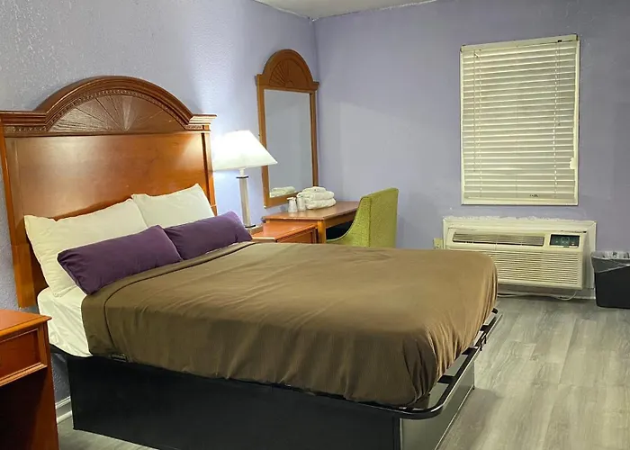 Budget Inn Express