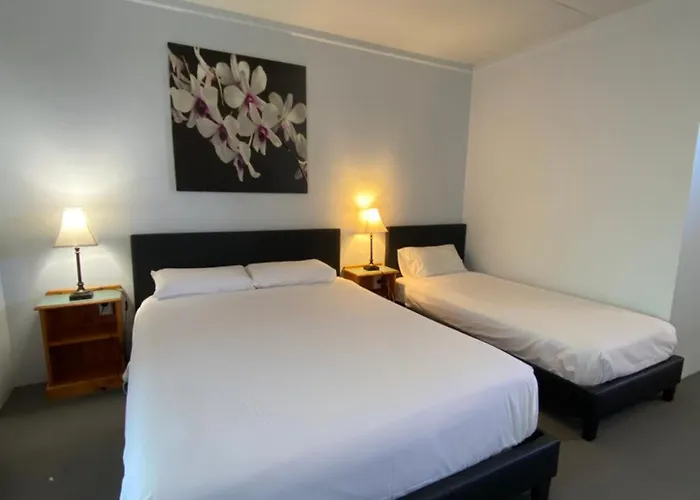 Acacia Rose Motor Inn