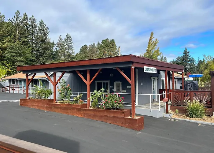 Pine Cone Motel