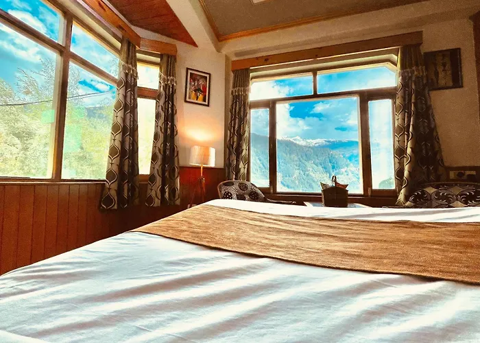 Shree Ram Cottage, Manali ! 1,2,3 Bedroom Luxury Cottages Available