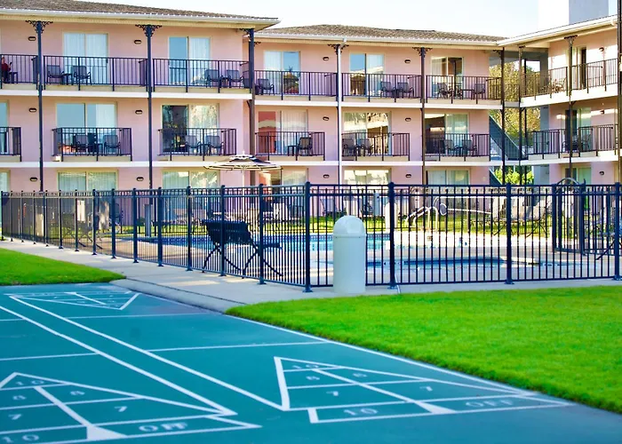 Periwinkle Inn