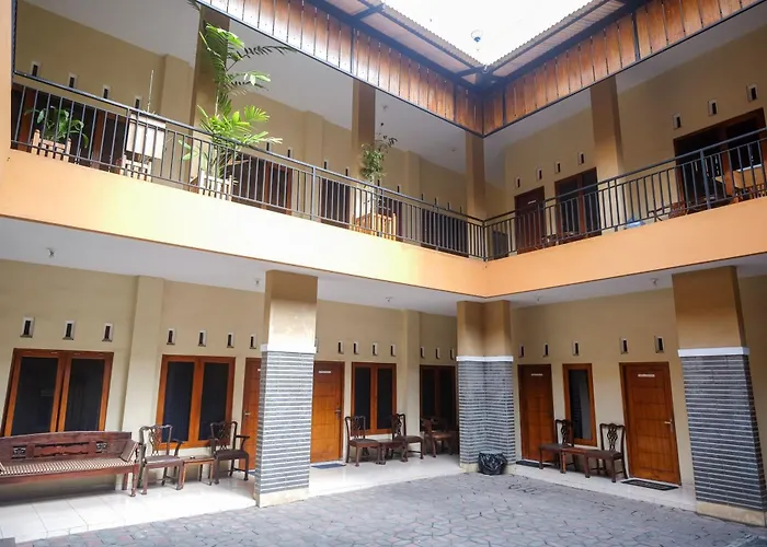 Urbanview Syariah Wisma Wongso Borobudur