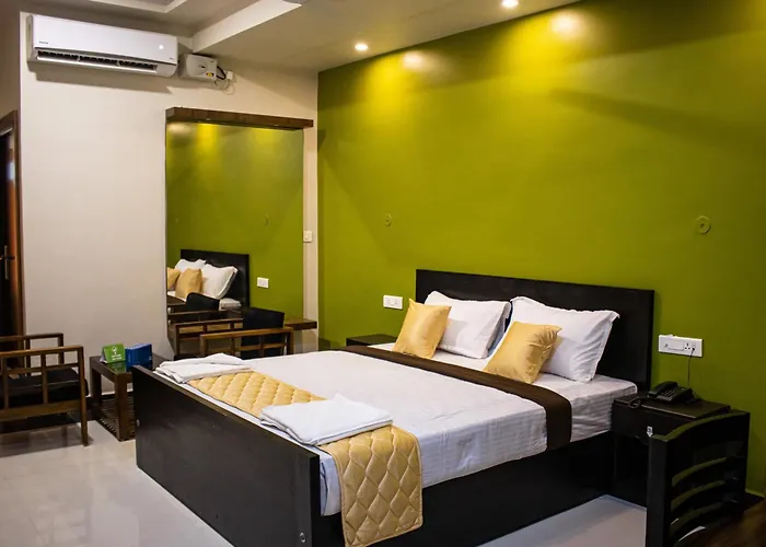 Faiz Residency