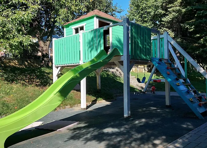 C&C Karo Resort