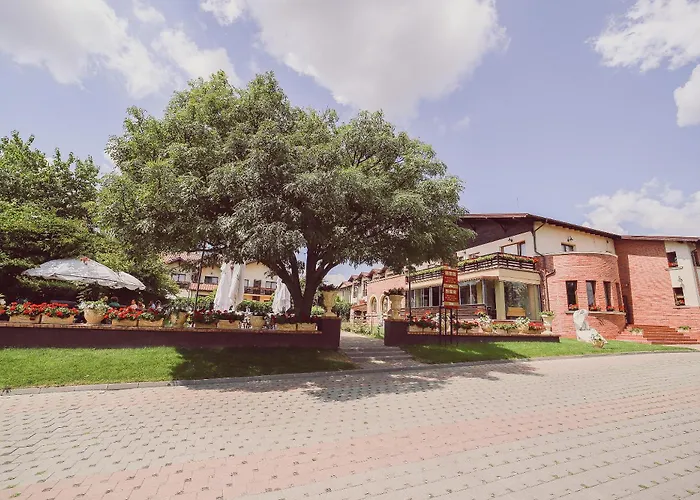 C&C Karo Resort