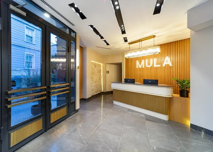 Motto By Mula Hotel