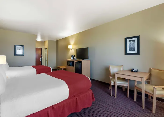 Best Western Golden Prairie Inn And Suites