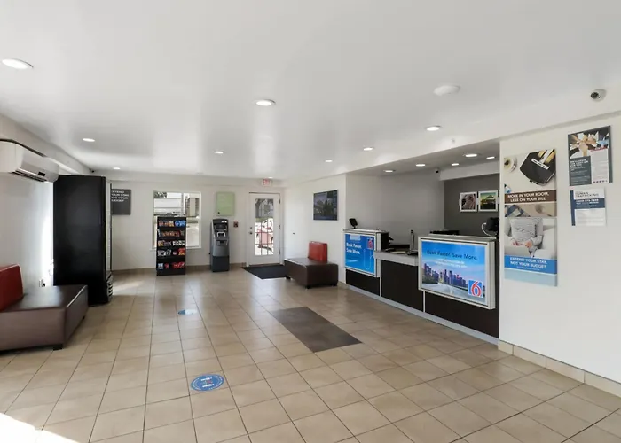 Studio 6-Bryan, Tx - University Area