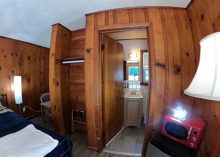 Heart Of The Berkshires Motel