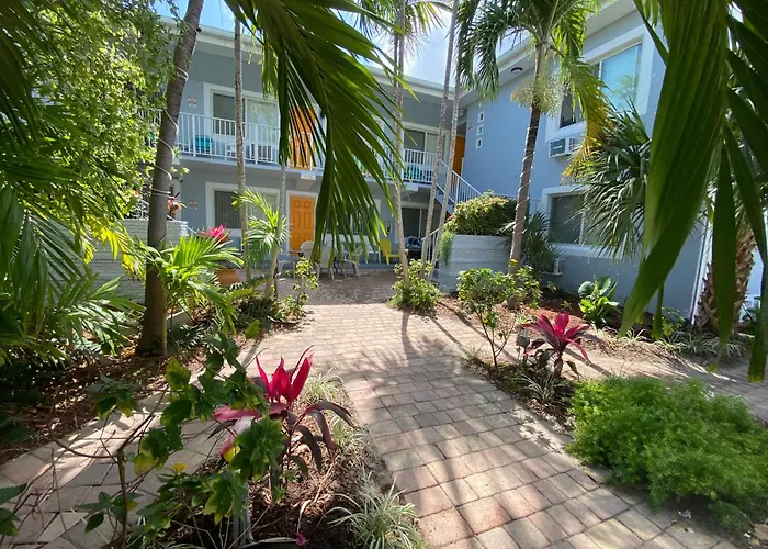 Beach Tide Motel