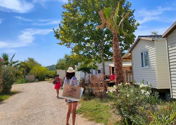 Camping Tikayan Felix De La Bastide
