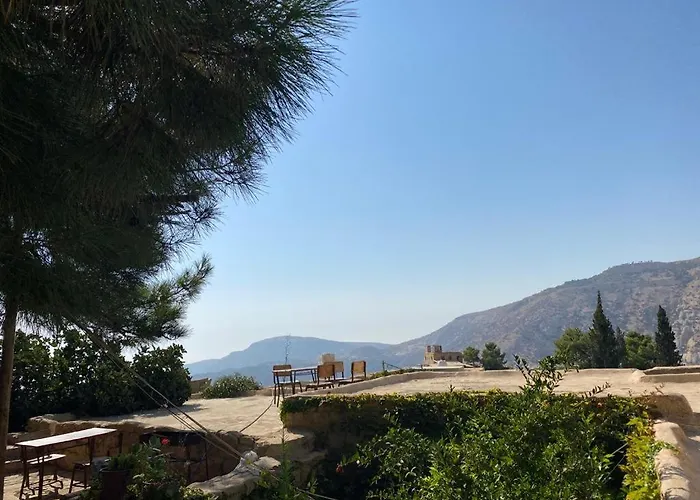 Dana Moon Hotel