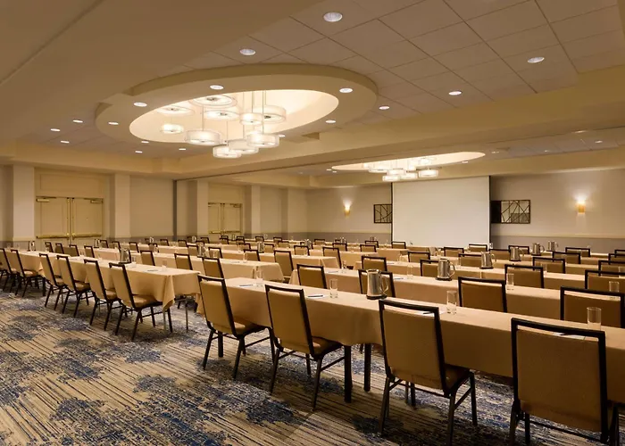 Embassy Suites By Hilton Boston Waltham