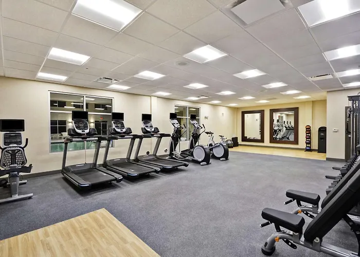 Homewood Suites By Hilton Warren Detroit