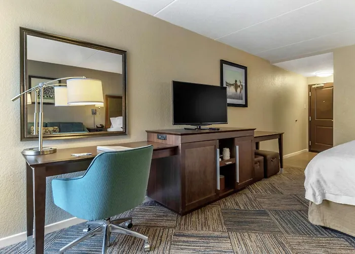 Hampton Inn Green Bay Downtown