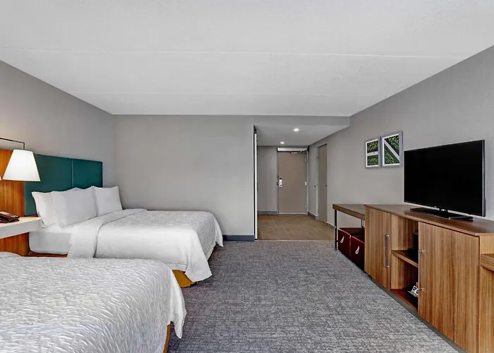 Hampton Inn & Suites Belleville