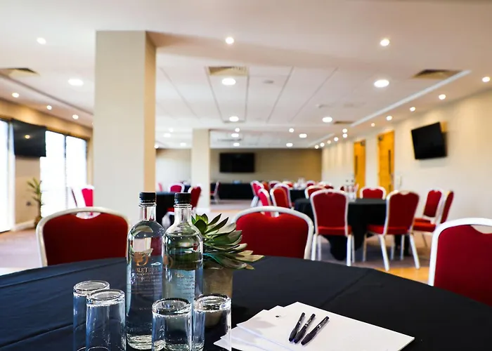 Doubletree By Hilton Milton Keynes