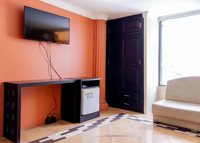Hostal Antares