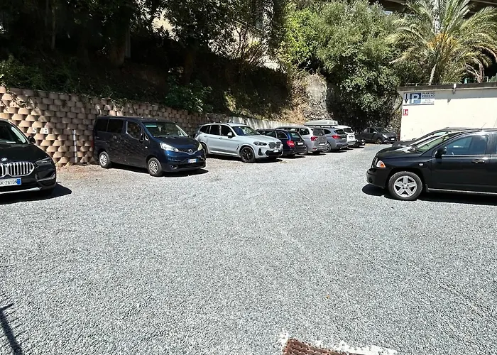 Coccodrillo Hotel & Apartments